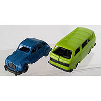 VW Minibus en Citroën 2CV, 2 st.