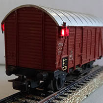 4506 gesloten goederenwagen met sluitlicht
