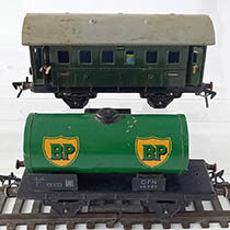 2 wagons