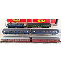 Set met E10 en bijpassende rijtuigen, 6-delig