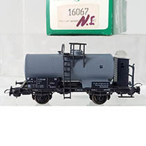 16067 Grijze ketelwagen