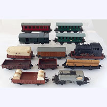 Trix Express wagons