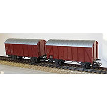 2x 4505 Gesloten goederenwagens