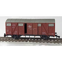 6745 Gesloten goederenwagen van British Rail