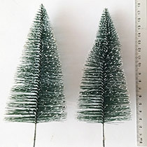 D50 - 2 Kerstbomen zonder voetjes