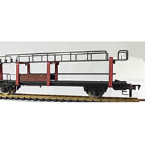 1471 Autotransporter onbeladen